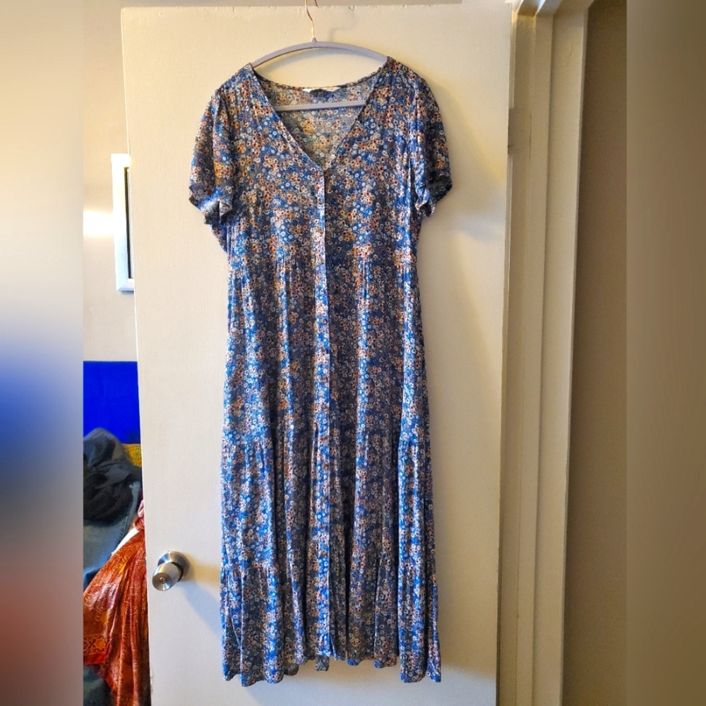 Sonoma Button up Floral Dress w/ Pockets